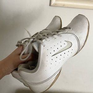 nike cheer shoes